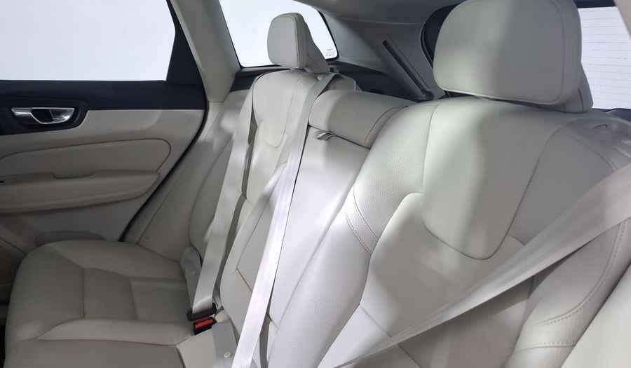 Volvo Xc60 2.0 B5 MHEV PLUS AUTO AWD Suv 2023