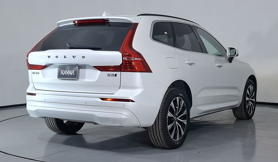 Volvo Xc60 2.0 B5 MHEV PLUS AUTO AWD Suv 2023