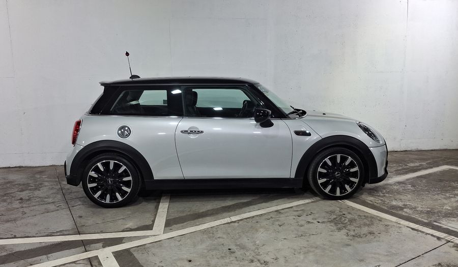 Mini Cooper S 2.0 COOPER CLASSIC DCT Hatchback 2022