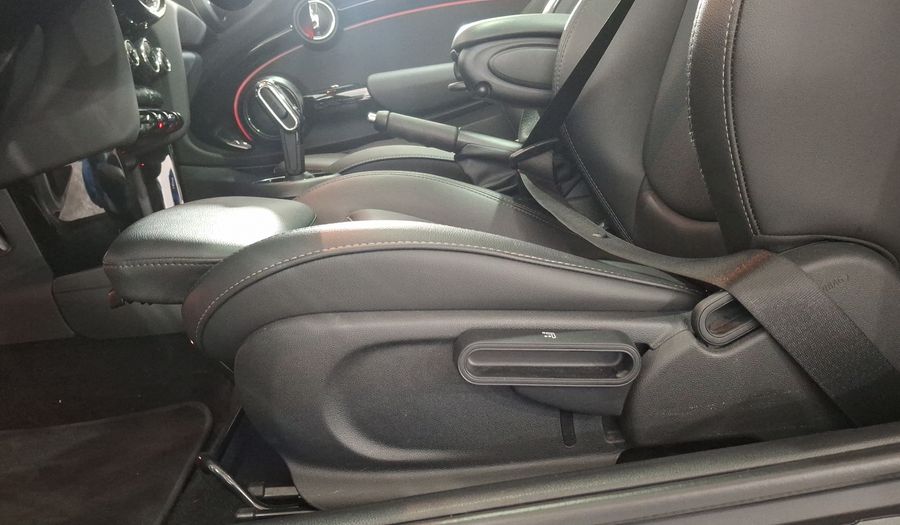 Mini Cooper S 2.0 COOPER CLASSIC DCT Hatchback 2022