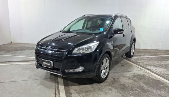Ford • Escape
