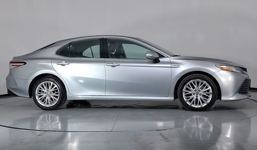 Toyota Camry 2.5 XLE NAVI HV AUTO Sedan 2020
