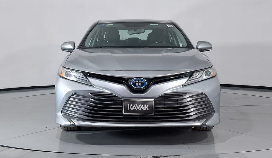 Toyota Camry 2.5 XLE NAVI HV AUTO Sedan 2020