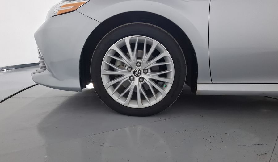 Toyota Camry 2.5 XLE NAVI HV AUTO Sedan 2020