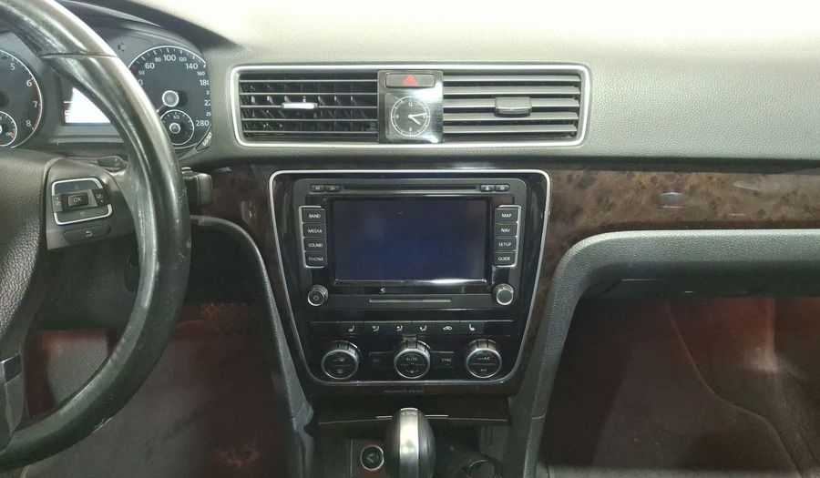 Volkswagen Passat 3.6 DSG Sedan 2015