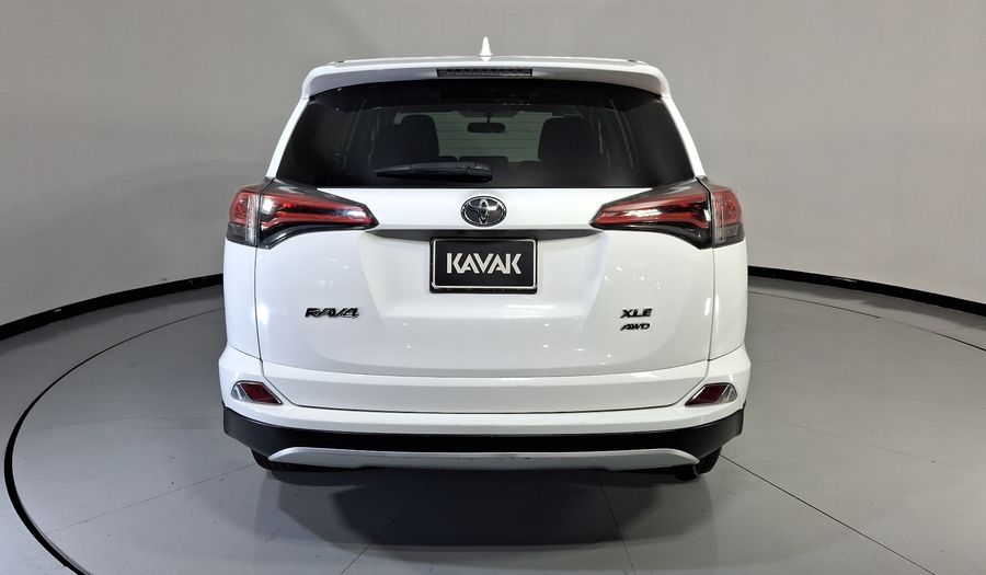 Toyota Rav4 2.5 XLE AWD AT Suv 2016