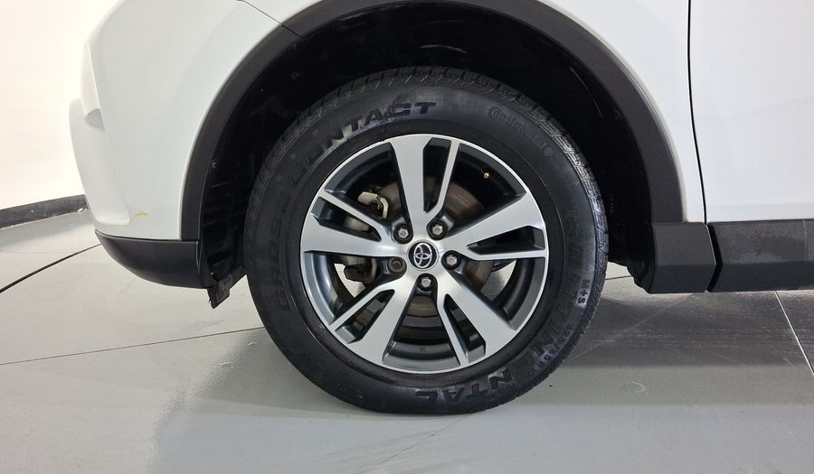 Toyota Rav4 2.5 XLE AWD AT Suv 2016