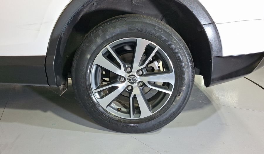 Toyota Rav4 2.5 XLE AWD AT Suv 2016