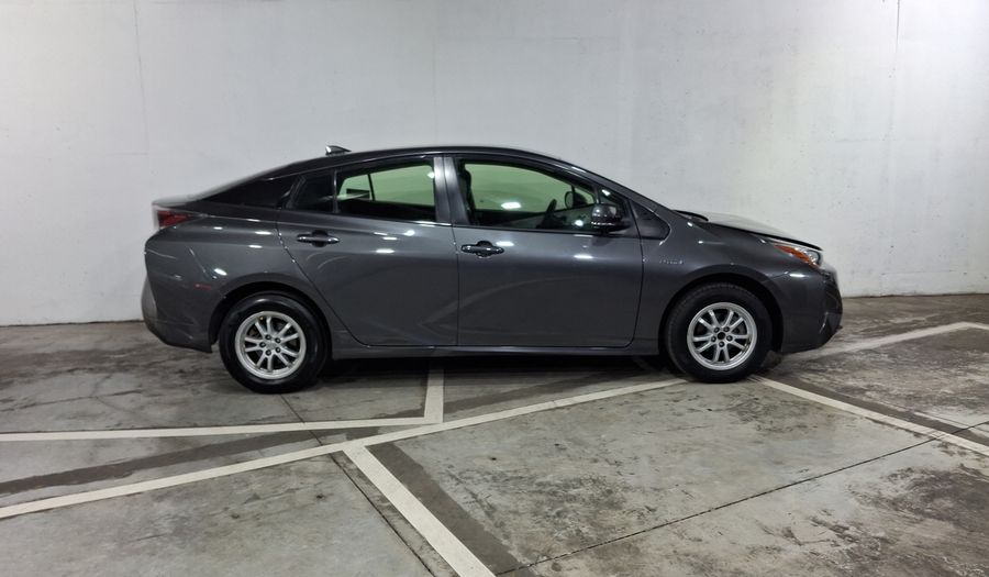 Toyota Prius 1.8 HYBRID BASE Hatchback 2017