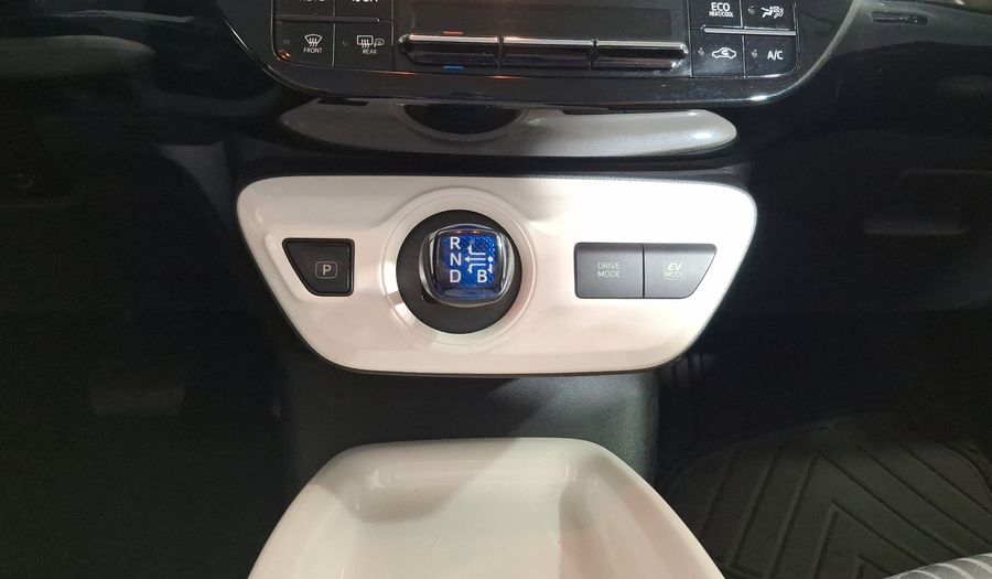 Toyota Prius 1.8 HYBRID BASE Hatchback 2017