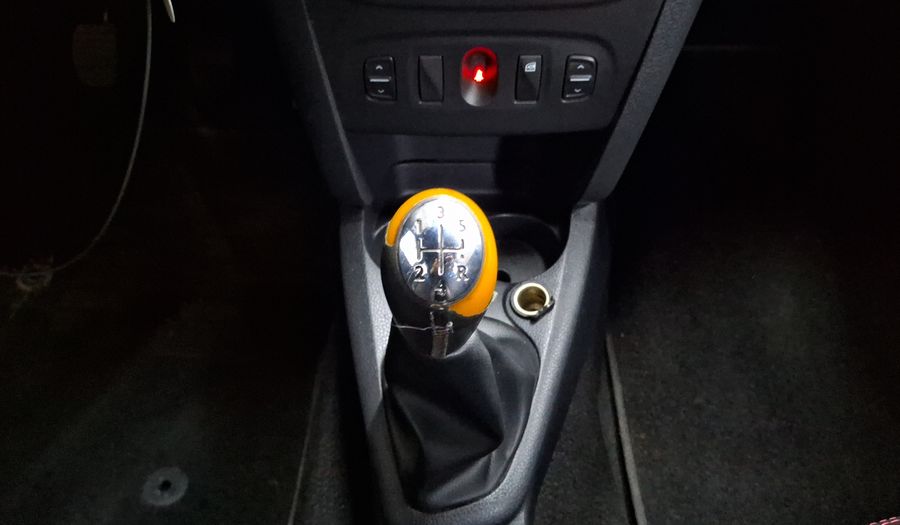 Renault Stepway 1.6 TREK Hatchback 2018