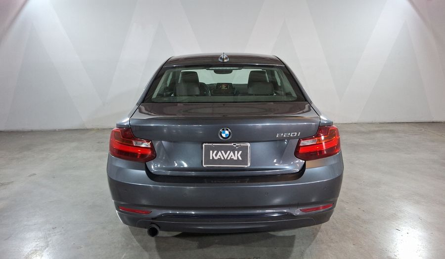 Bmw Serie 2 2.0 220IA SPORT LINE Coupe 2016