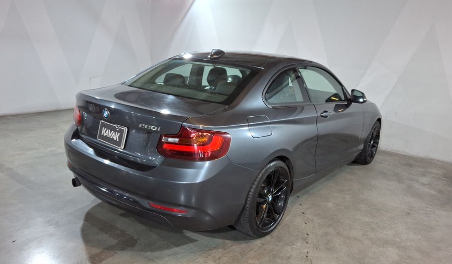 Bmw Serie 2 2.0 220IA SPORT LINE Coupe 2016