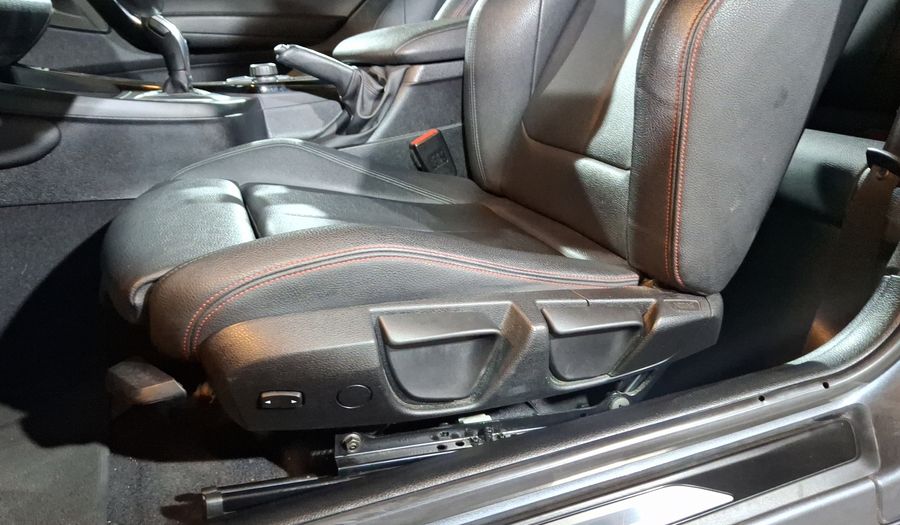 Bmw Serie 2 2.0 220IA SPORT LINE Coupe 2016