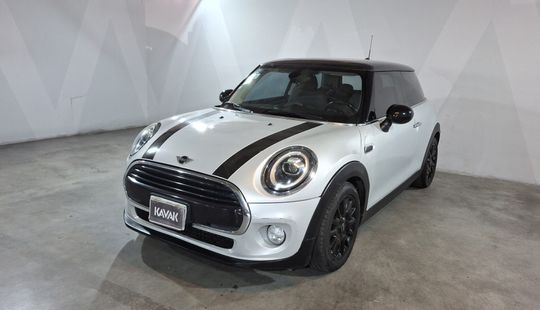 Mini • Cooper