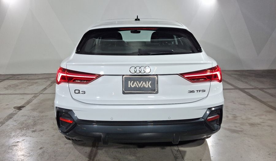 Audi Q3 Sportback 1.4 SB 35 TFSI SELECT DCT Suv 2023