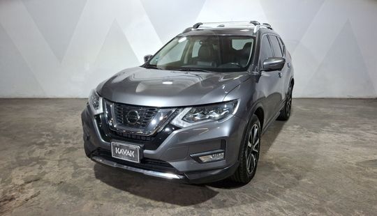 Nissan • X-Trail