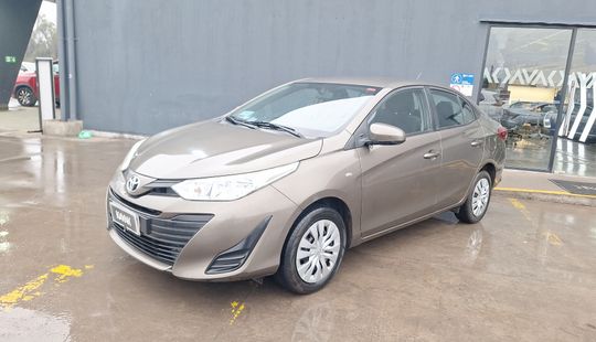 Toyota • Yaris