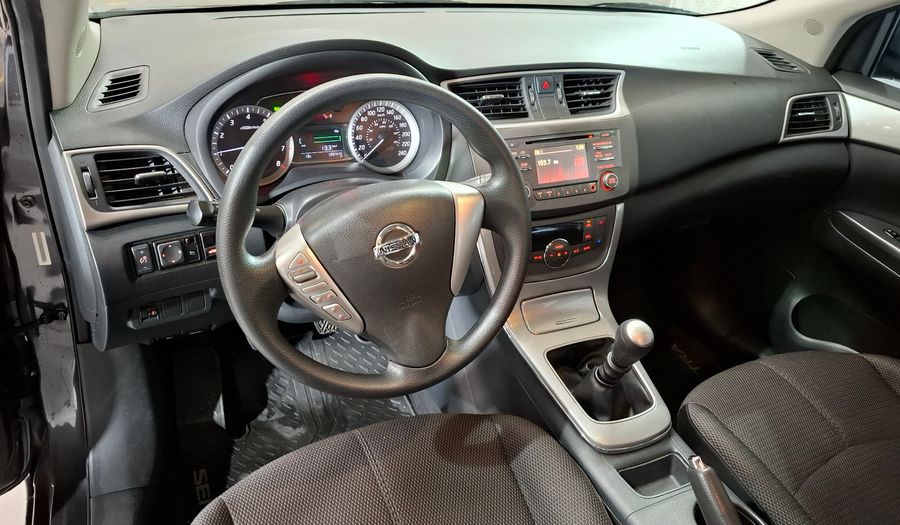 Nissan Sentra 1.8 ADVANCE Sedan 2016