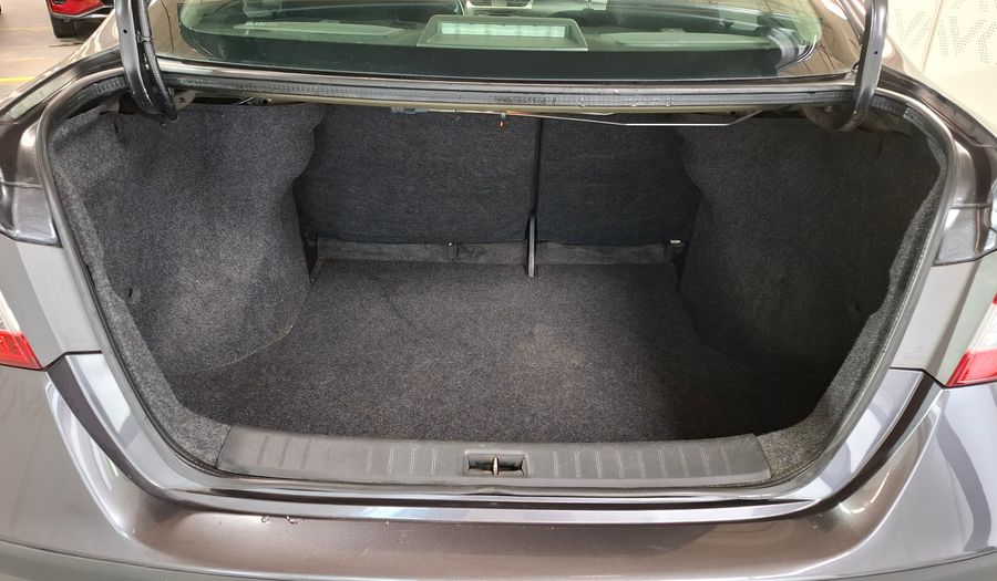 Nissan Sentra 1.8 ADVANCE Sedan 2016