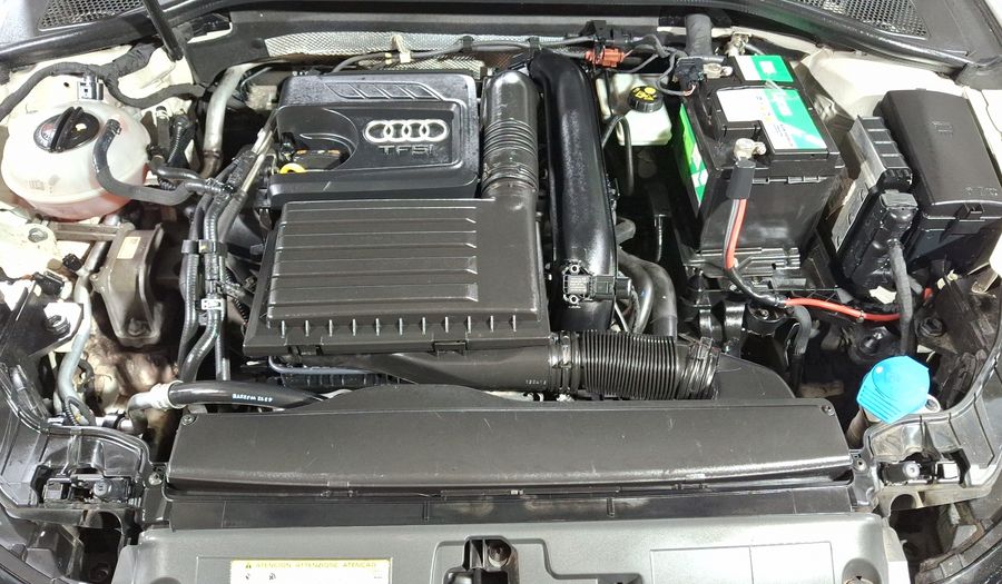 Audi A3 1.4 TFSI AMBIENTE S TRONIC Hatchback 2013