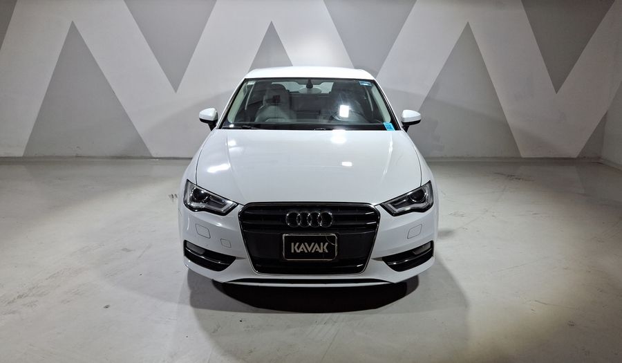 Audi A3 1.4 TFSI AMBIENTE S TRONIC Hatchback 2013