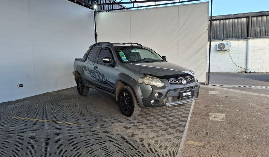 Fiat Strada 1.6 16V ADVENTURE CD Pickup 2013