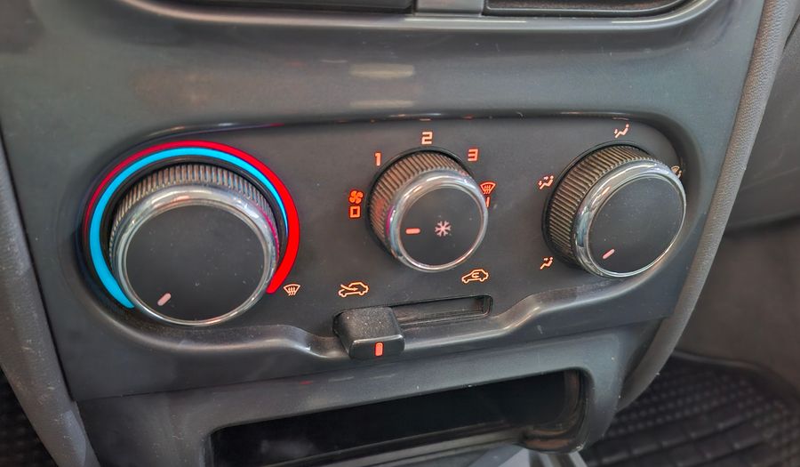Fiat Strada 1.6 16V ADVENTURE CD Pickup 2013