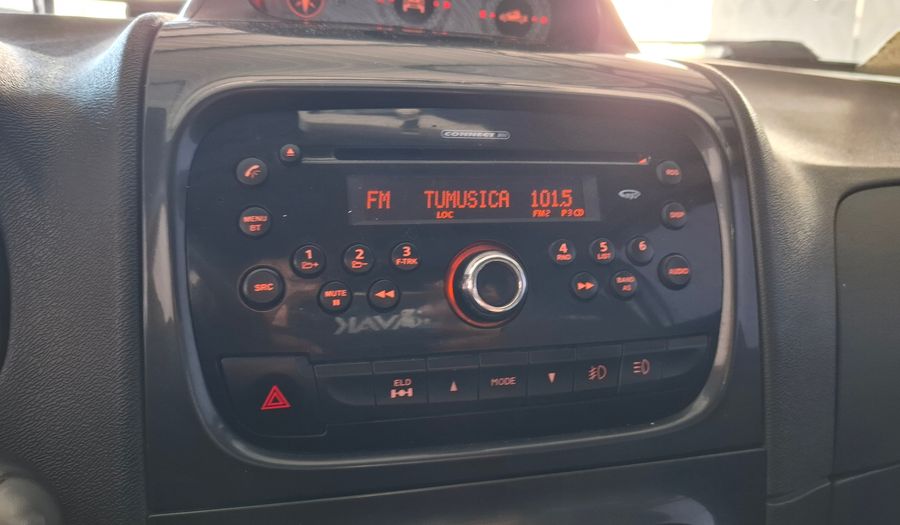 Fiat Strada 1.6 16V ADVENTURE CD Pickup 2013