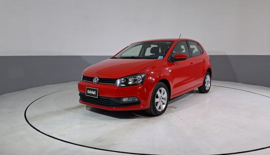 Volkswagen • Polo