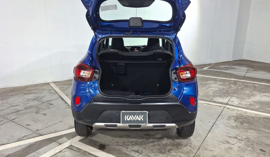 Renault Kwid 1.0 OUTSIDER Hatchback 2024