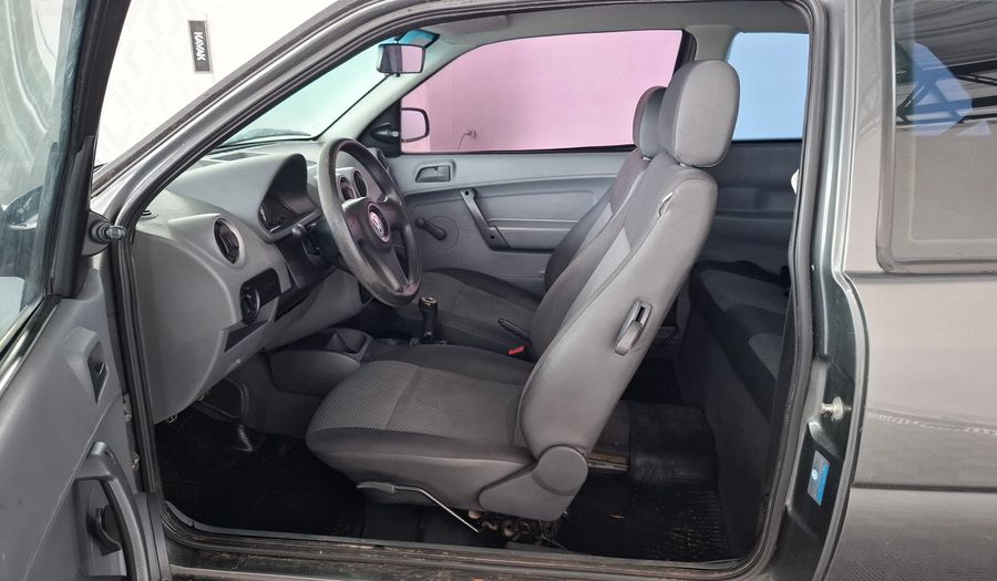 Volkswagen Gol 1.4 POWER Hatchback 2013