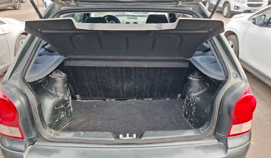 Volkswagen Gol 1.4 POWER Hatchback 2013