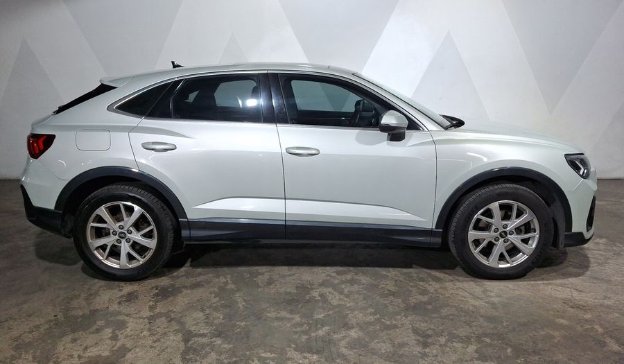 Audi Q3 Sportback 1.4 SB 35 TFSI SELECT DCT Suv 2022