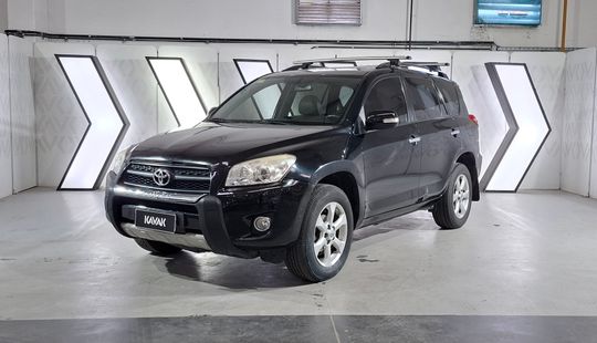 Toyota • RAV4