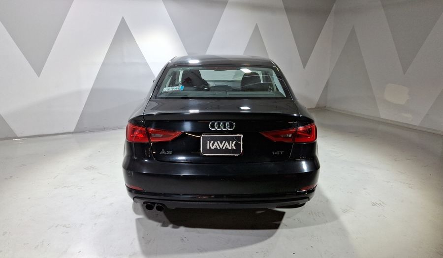 Audi A3 1.4 TFSI AMBIENTE S TRONIC Sedan 2016