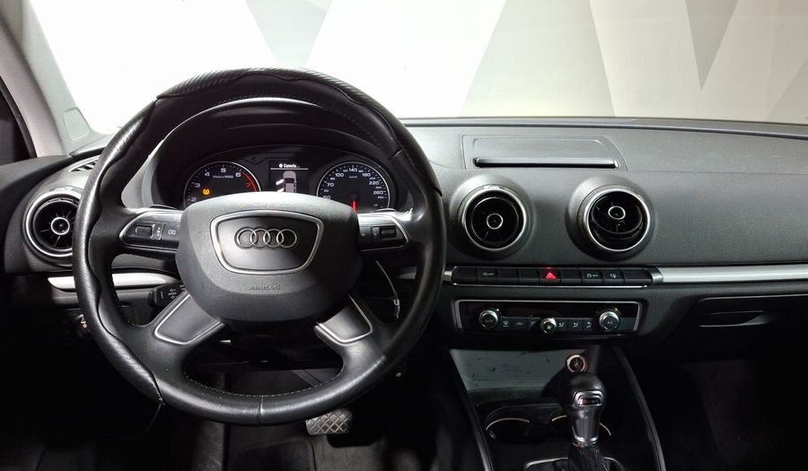 Audi A3 1.4 TFSI AMBIENTE S TRONIC Sedan 2016