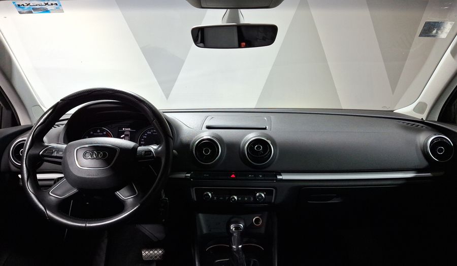 Audi A3 1.4 TFSI AMBIENTE S TRONIC Sedan 2016