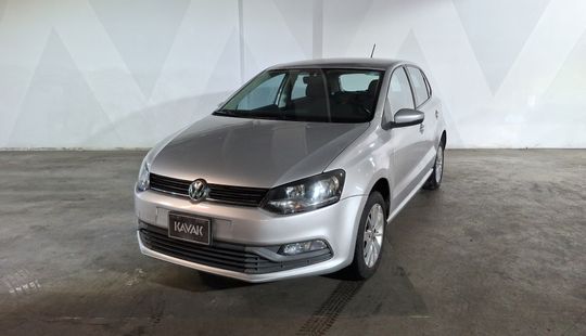 Volkswagen • Polo