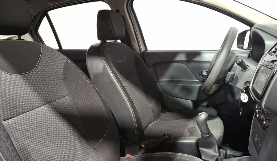 Renault Logan 1.6 DYNAMIQUE MT Sedan 2017
