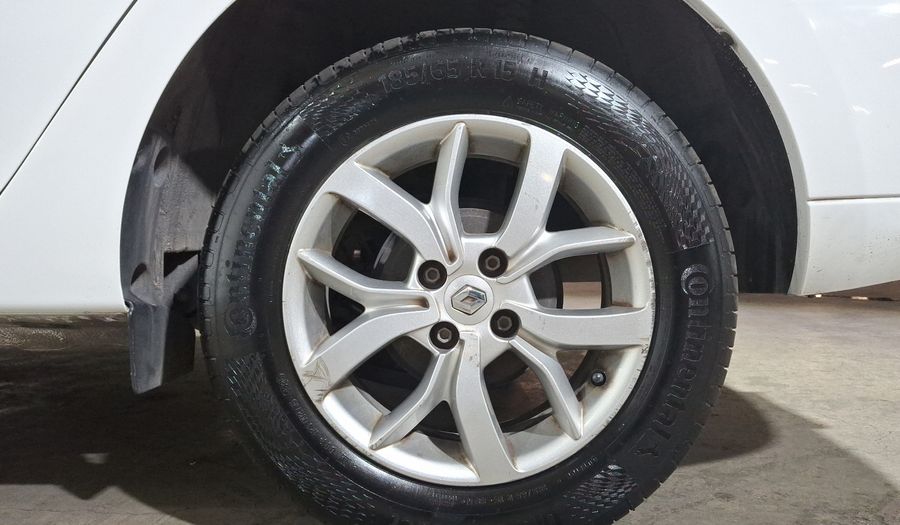 Renault Logan 1.6 DYNAMIQUE MT Sedan 2017