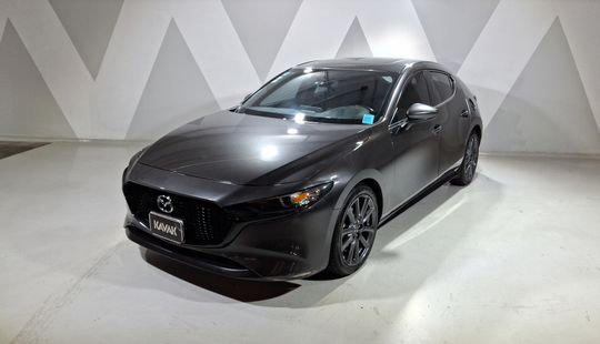 Mazda • Mazda 3