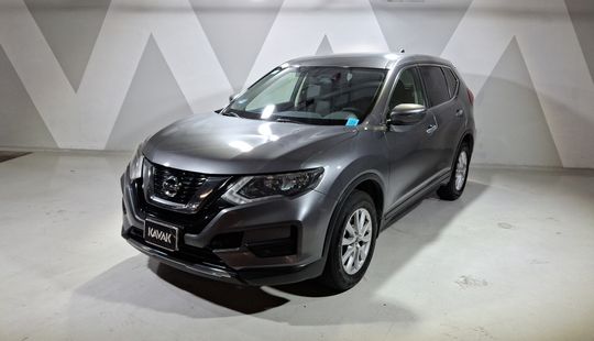 Nissan • X-Trail