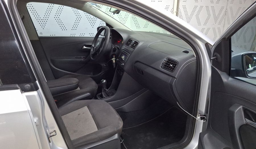 Volkswagen Vento 1.6 COMFORTLINE Sedan 2019