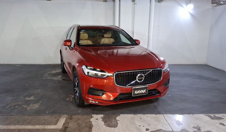 Volvo Xc60 2.0 MOMENTUM T5 AWD AUTO Suv 2018