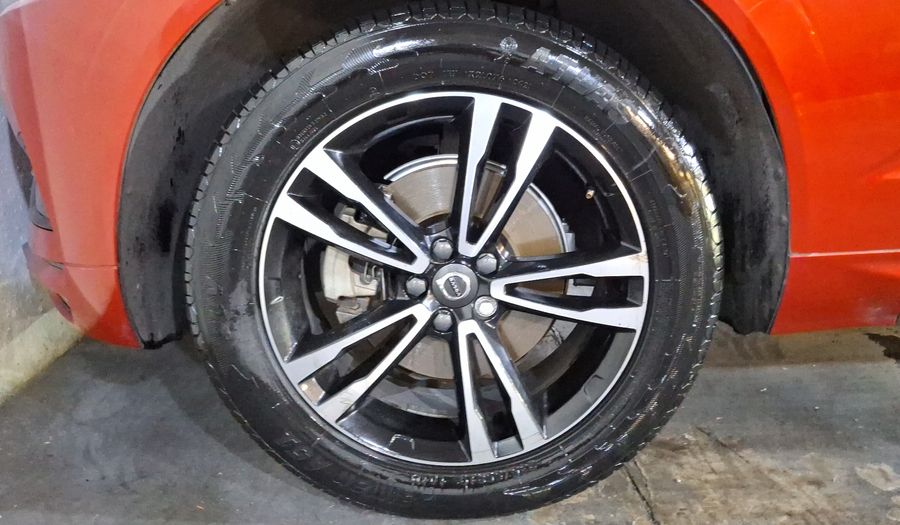 Volvo Xc60 2.0 MOMENTUM T5 AWD AUTO Suv 2018
