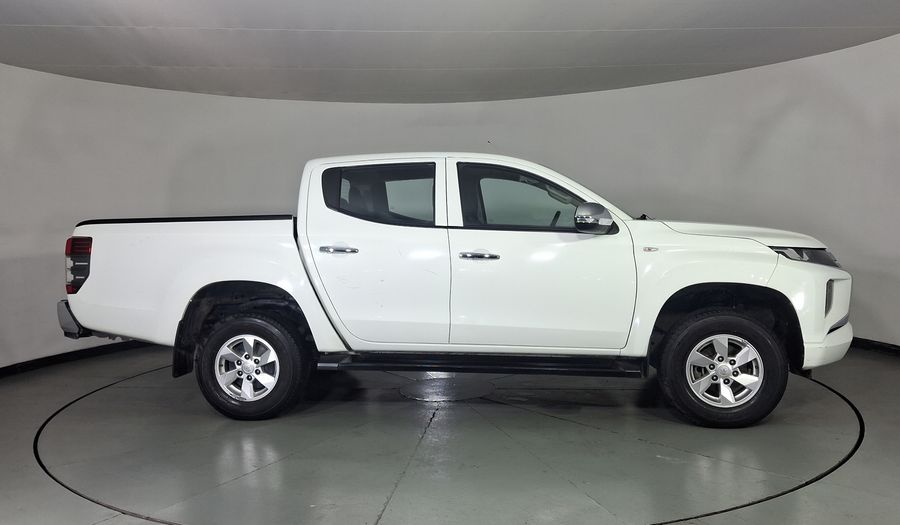 Mitsubishi L200 2.4 GLX GASOLINA Pickup 2023