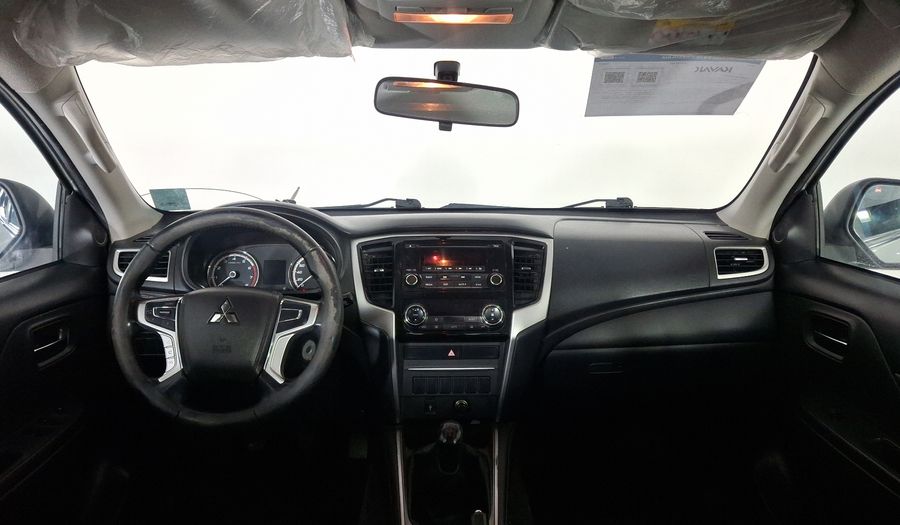 Mitsubishi L200 2.4 GLX GASOLINA Pickup 2023