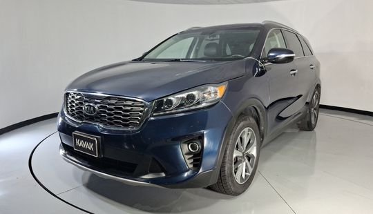 Kia • Sorento