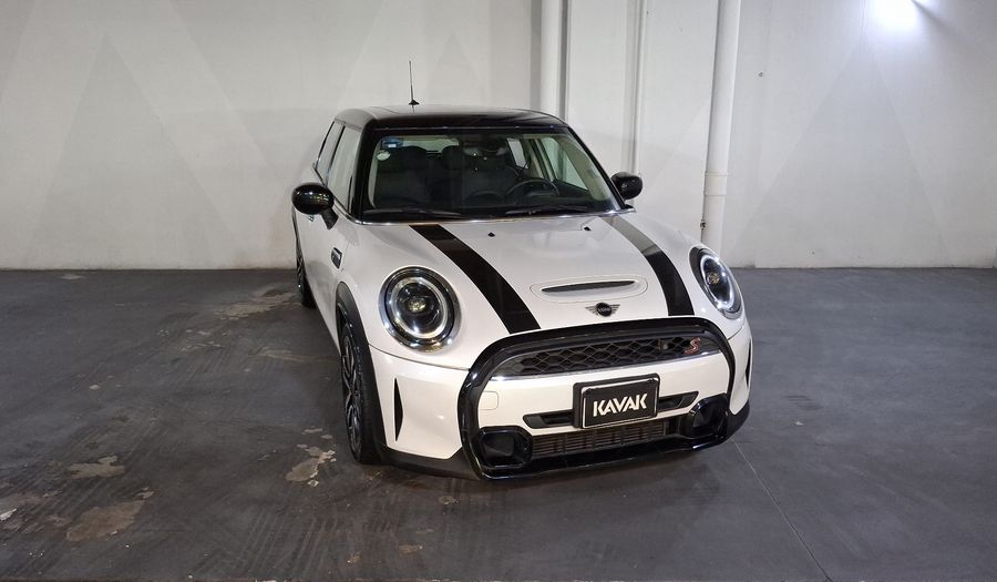 Mini Cooper S 2.0 COOPER CLASSIC DCT Hatchback 2024